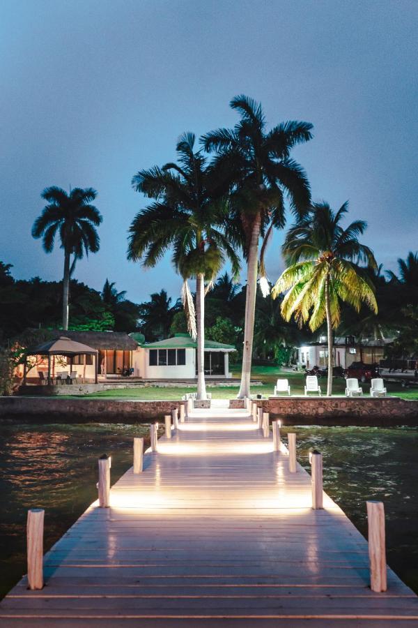 Royal Palm Bacalar Cabanas & Lagoon Club Εξωτερικό φωτογραφία